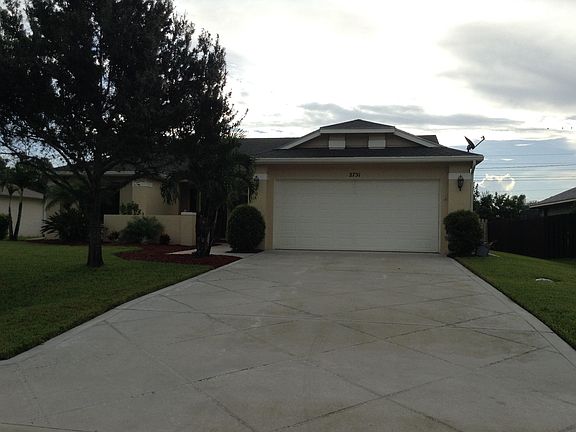 4th image of 2751 SW Ensenada