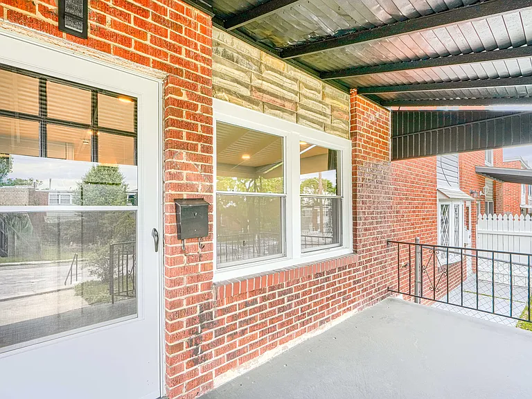 7906 Wynbrook Rd — Photo 3