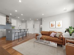 267 Old Colony Ave #306, Boston, MA 02127