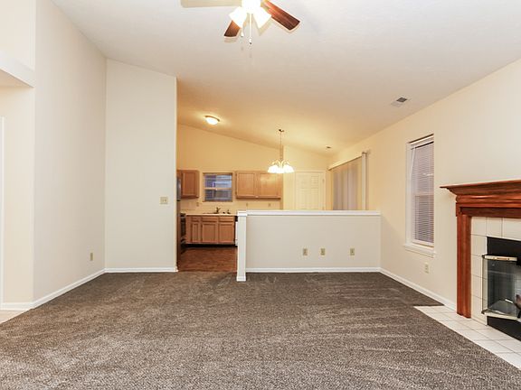 3rd image of 4453 Robertson Blvd