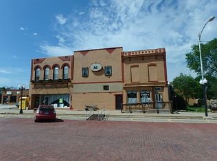 110 E Santa Fe Ave, Burlingame, KS 66413