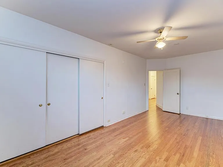 6833 S Cregier Ave — Photo 27