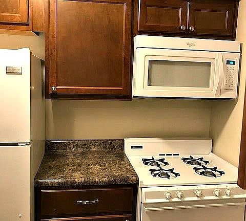 2nd image of 2807 W Michigan St #7623412