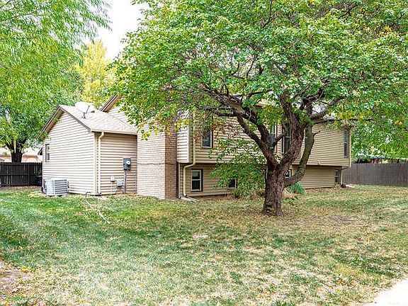 4th image of 6933 E Newbury Cir