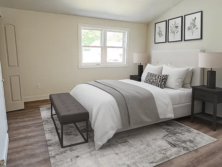 322 Scott Ave — Photo 8