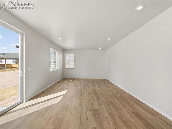2nd image of 10208 Hartwood Dr