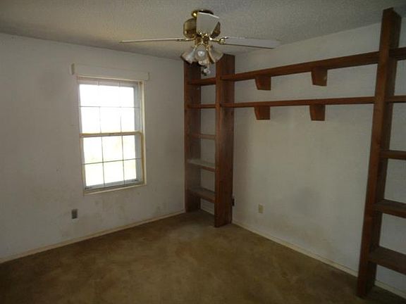 4th image of 105 Juniper Dr