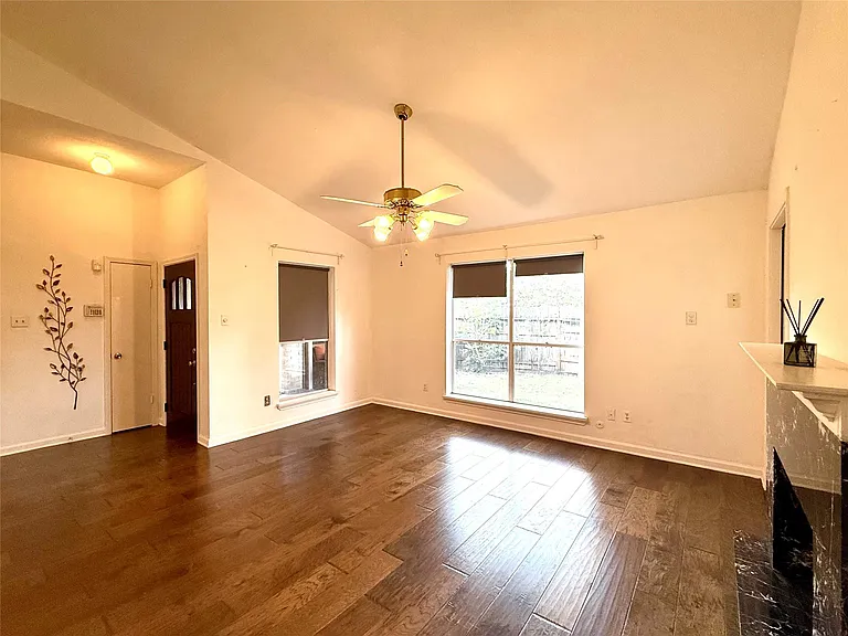 13222 Pebblewalk Cir N — Photo 27