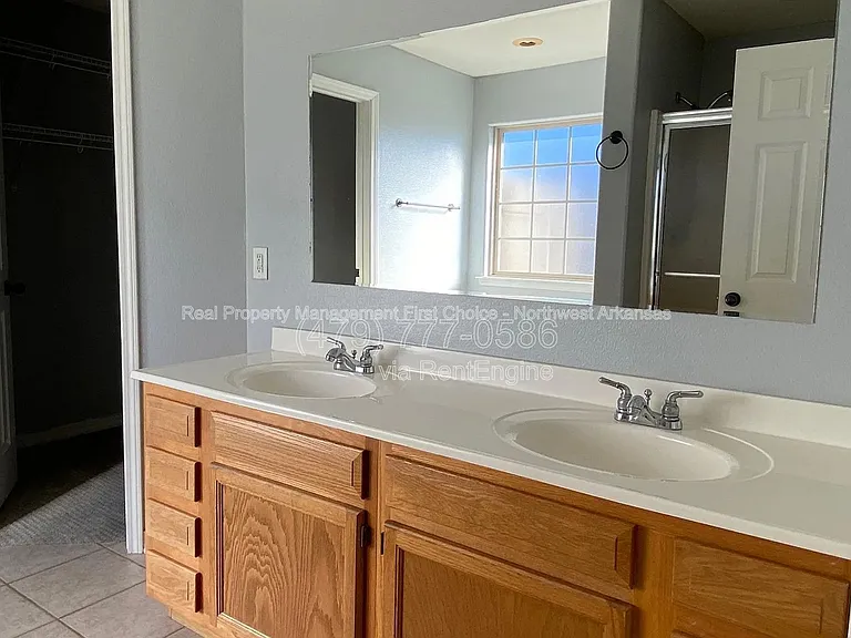 320 Beasley Dr — Photo 18