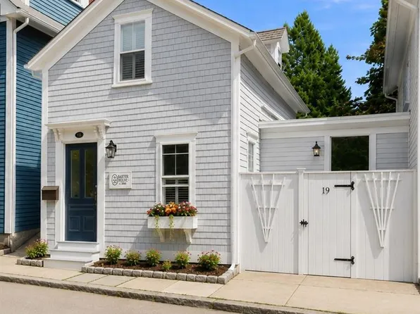 19-5 3rd St #2, Newport, RI 02840