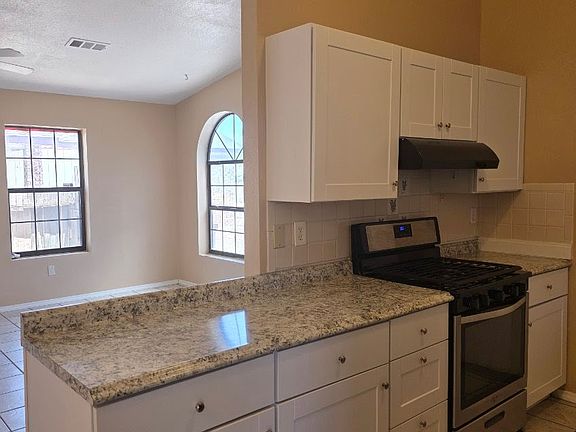 3rd image of 1153 Camino Del Rey Dr
