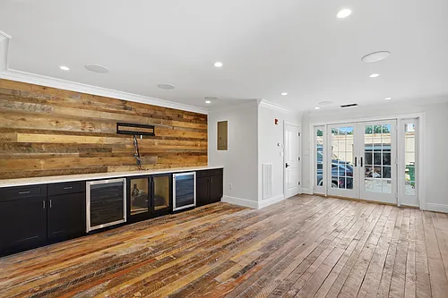 185 Summerfield St #1 Photo 1