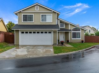 7714 Hillsmere Cir, Highland, CA 92346