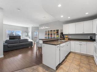 345 Mills Rd Unit 302, Kelowna, BC V1X 4G9