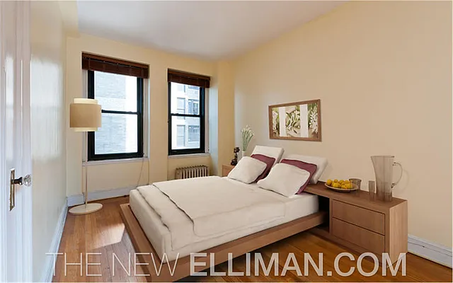 Sold by Douglas Elliman | media 17