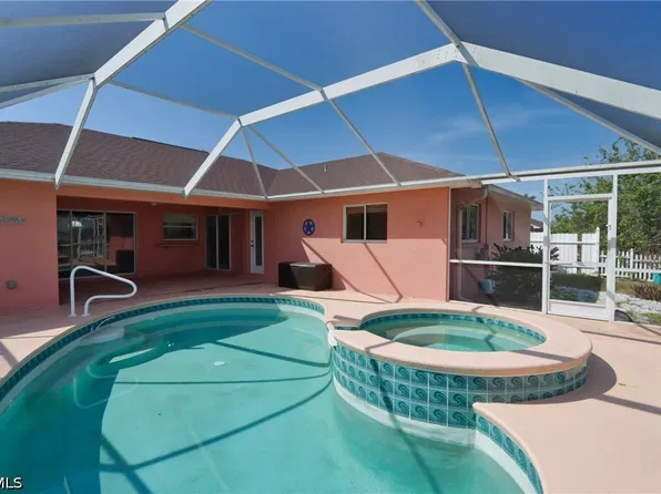 1219 NE 3rd Ter, Cape Coral, FL 33909