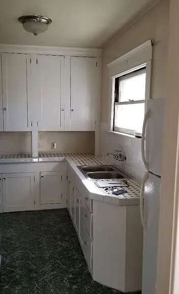1320 N Harvard Blvd #1320 — Photo 4