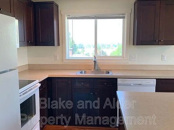 3rd image of 8211 N Montana Ave #C