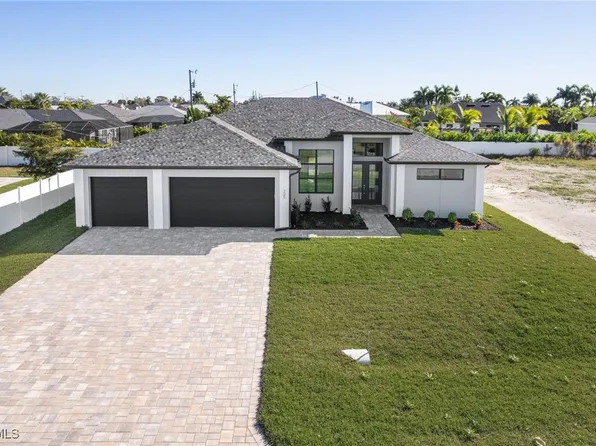 305 NW 15th Pl, Cape Coral, FL 33993