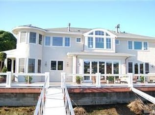 300 Riviera Cir, Larkspur, CA 94939