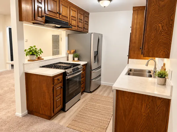 20954 Parthenia St, Canoga Park, CA 91304