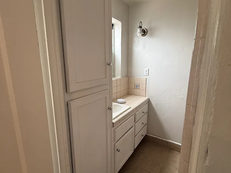 8314 Golden Ave #A — Photo 22