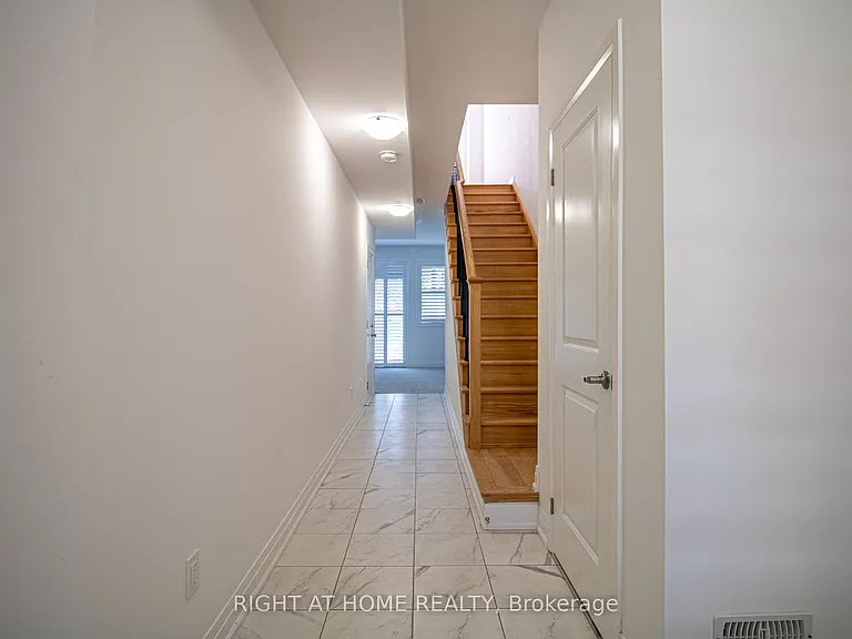 14 Waterside Way — Photo 5