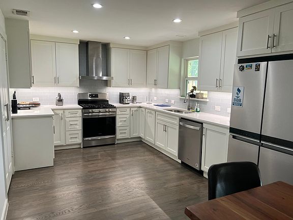 2nd image of 205 Dover Dr