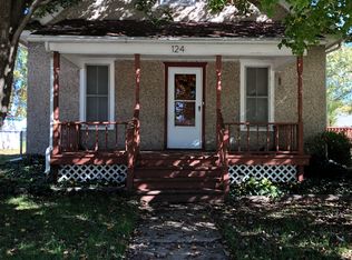 124 S 5th St, Colwich, KS 67030