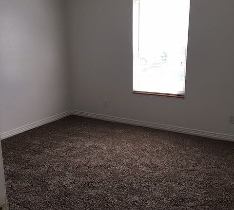 5th image of 409 W Ford St APT C