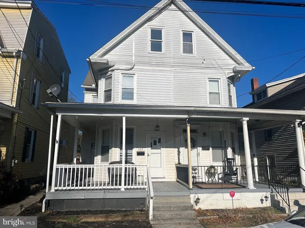 163 E Emaus St, Middletown, PA 17057