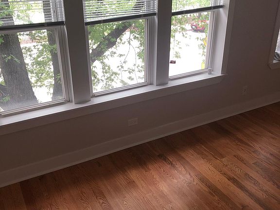 3rd image of 2939 N Kedzie Ave #1
