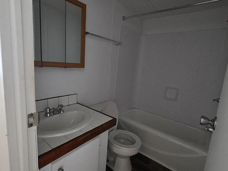 701 Trollingwood Hawfields Rd #3 — Photo 26