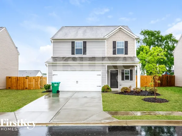 323 Darling Ln, Pendergrass, GA 30567