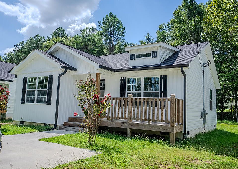 1st image of 315 Shady Dr