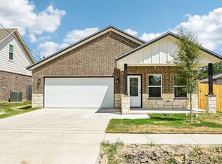 305 Campbell St, Terrell, TX 75160