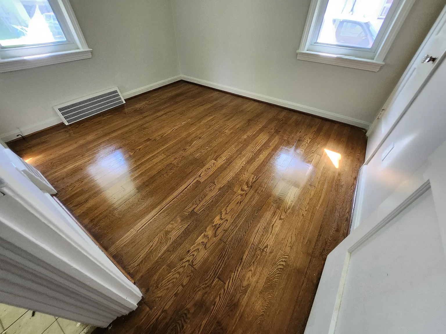 3 bed, 1083 sqft, $1,500 — Photo 3