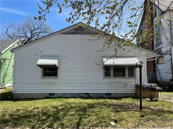 215 S Crawford St, Fort Scott, KS 66701