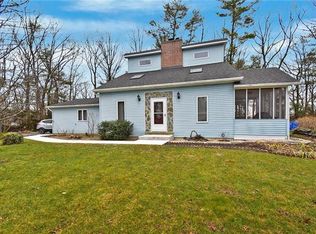 2147 Rose Ln, Nazareth, PA 18064