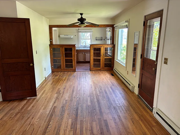323 W Allen St #319 — Photo 6