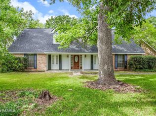 7809 Pear Dr, Abbeville, LA 70510
