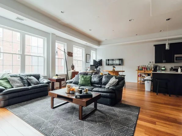 1311-13 N 6th St #2F, Philadelphia, PA 19122