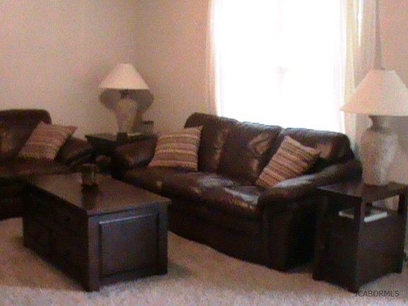 2nd image of 3730 Buckingham Park