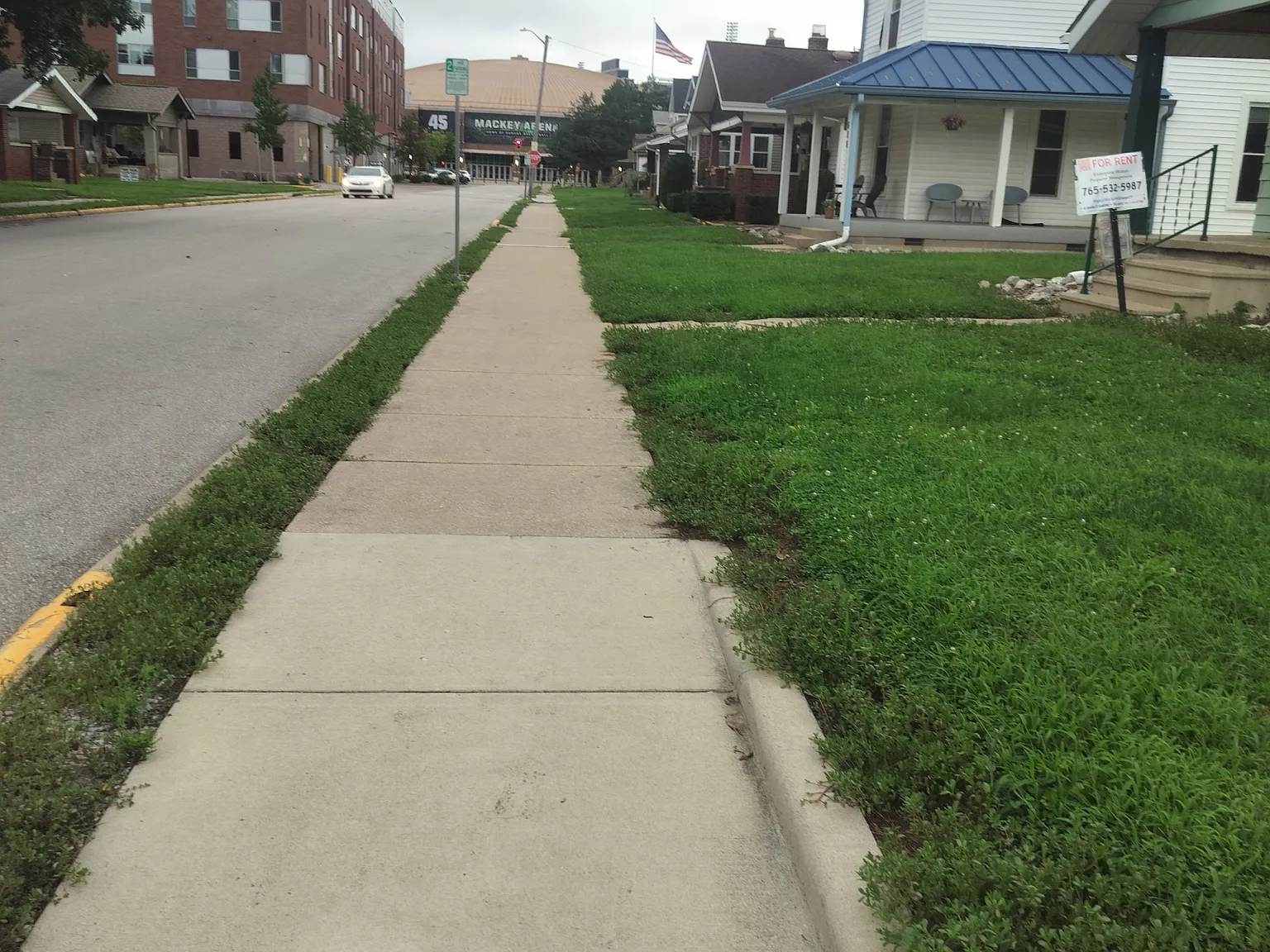 4 bed, 1600 sqft, $3,200 — Photo 3