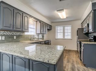 2410 Ed Smith Ct, Grand Prairie, TX 75050