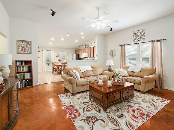 3rd image of 1320 Alpine Mountain Dr