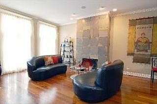 1st image of 1823 N Wolcott Ave