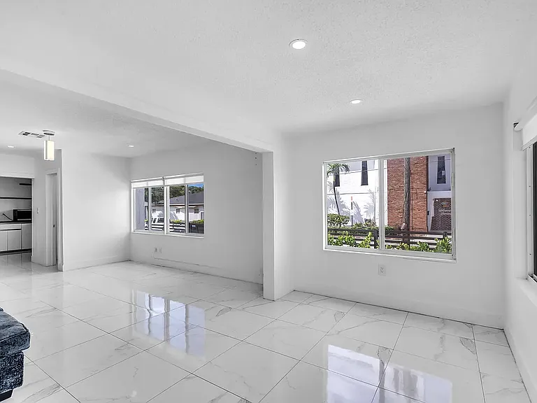 1772 NW 3rd St #D — Photo 13