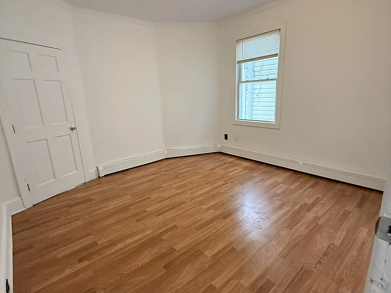 113 Grand St #2 — Photo 11
