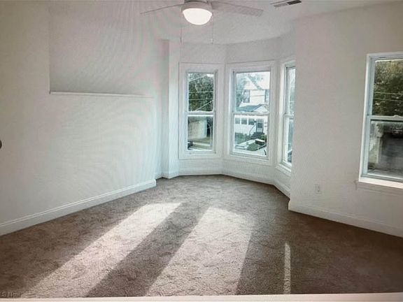 5th image of 1371 Fry Ave